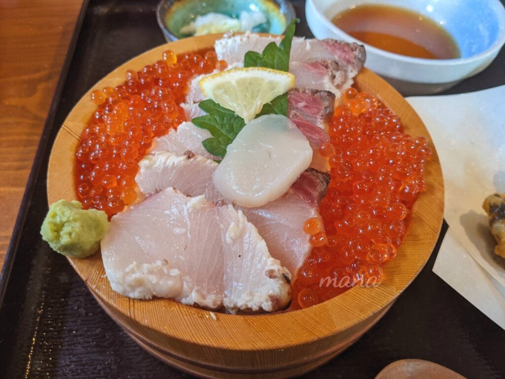 【愛媛県松山市】かき小屋　松山出張所で、牡蠣と海鮮丼を♪
